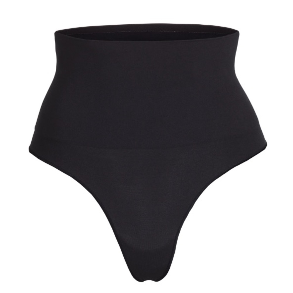 SKIMS Core Control Thong ONYX